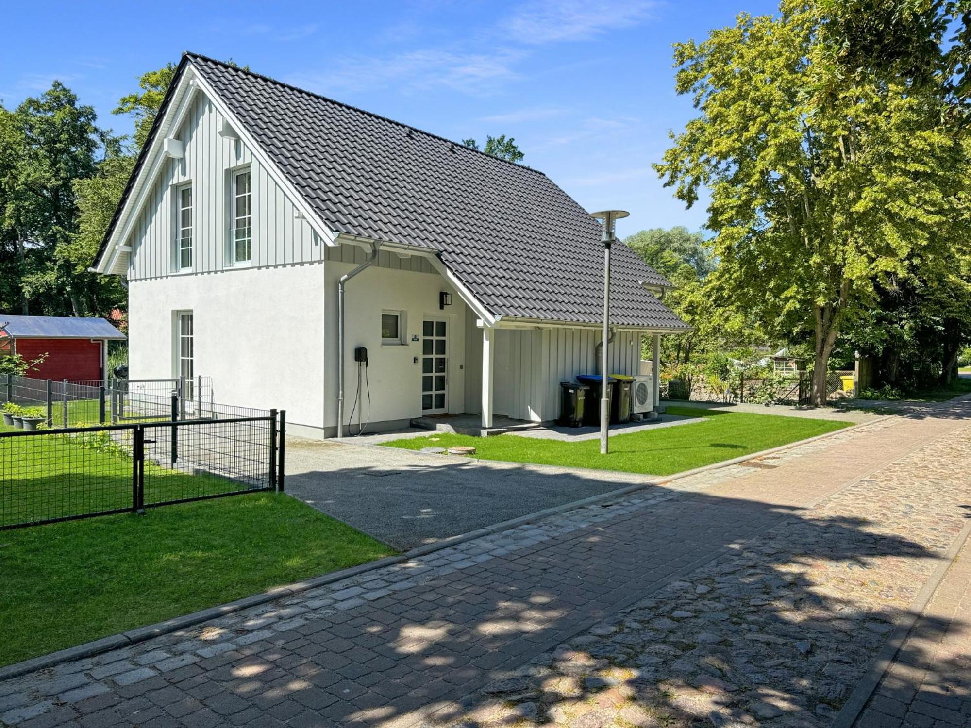 Cblue: Seeblick, Kamin, Wallbox, Natur Bentwisch Exterior foto